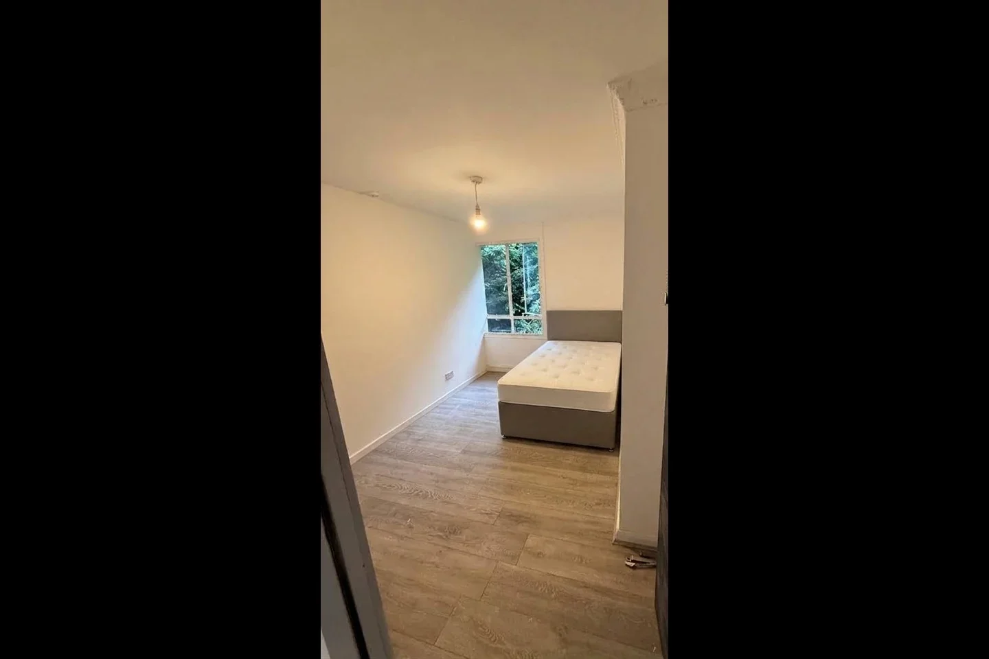 Room Dolman Close in Greater London