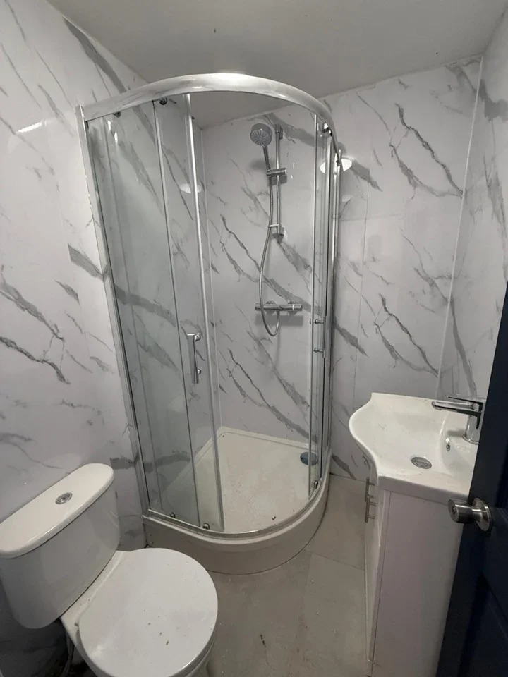 Room Dolman Close in Greater London