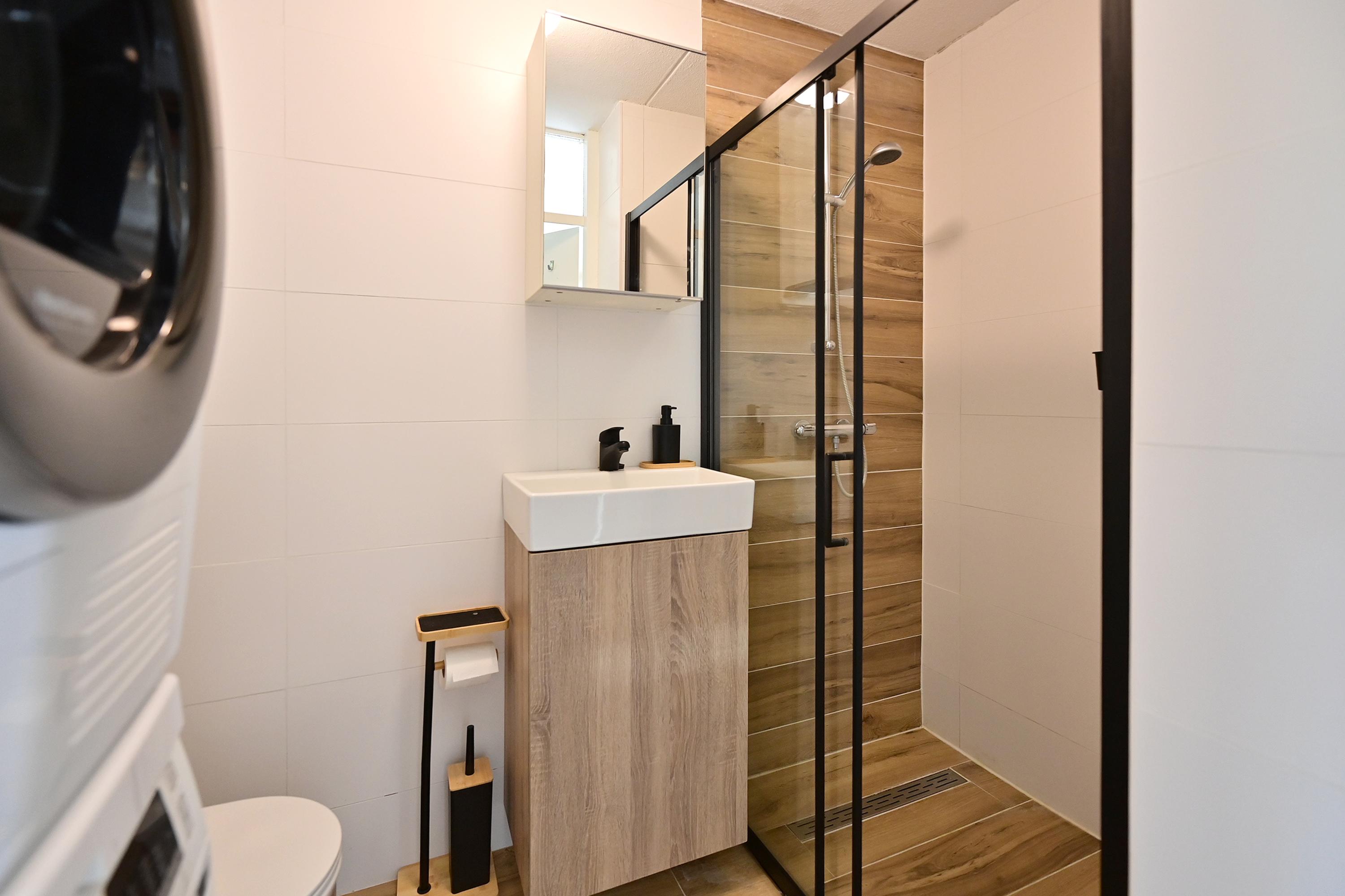 Studio te koop: Westkade 38, Huizen