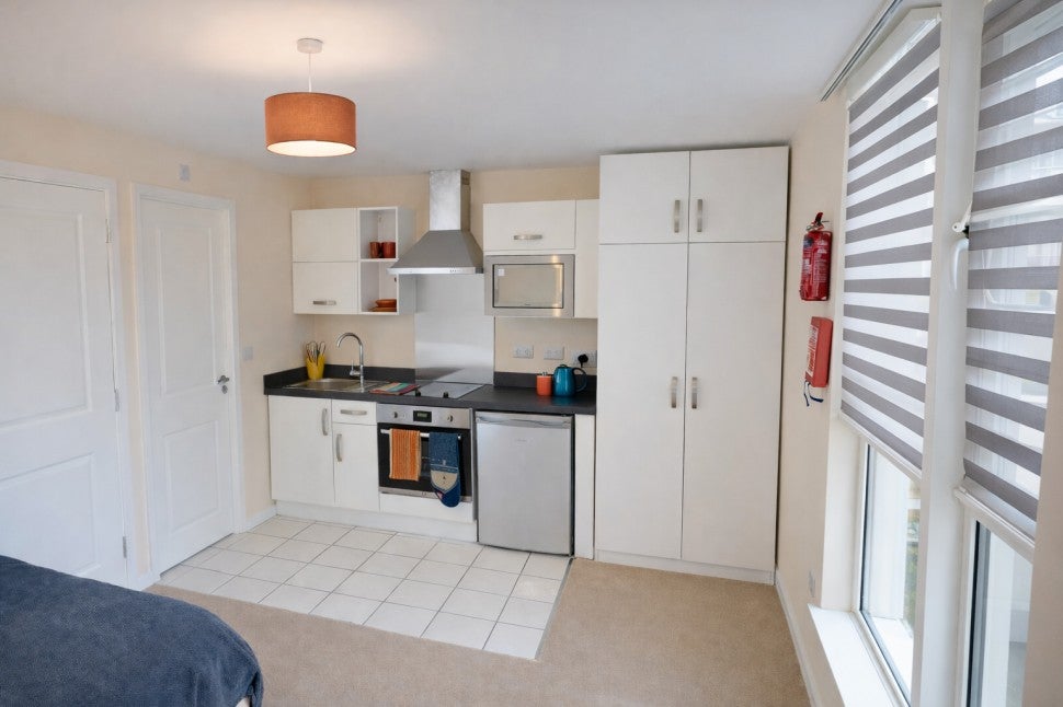 Flat Watkin Road in Leicester