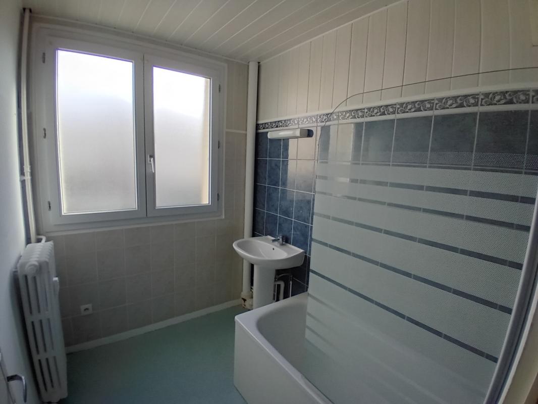Chambre Rue Paul Drouot à Vouziers