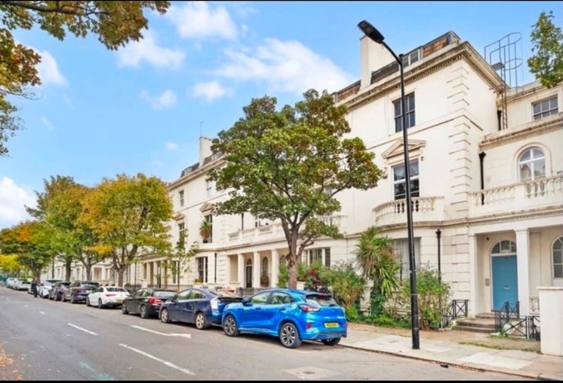 Room Westbourne Terrace Road in City of Westminster