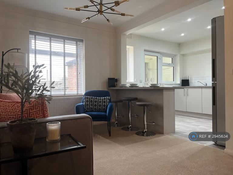 Room Westerdale Road in Middlesbrough