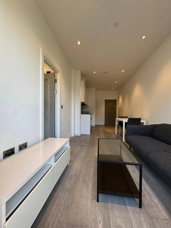 Flat Bath Road in Slough