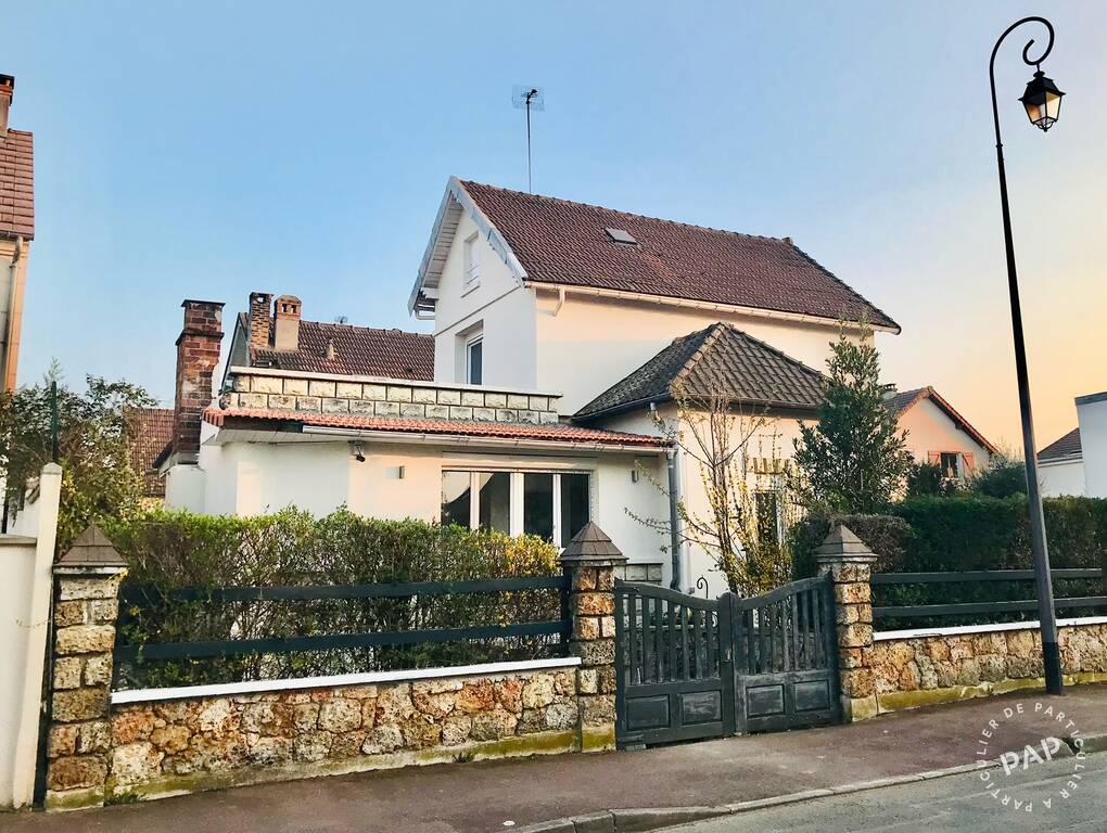 Chambre Rue des Meuniers à Bagneux