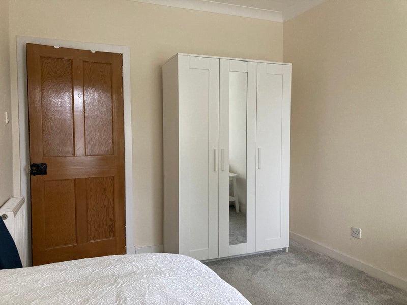 Room Moness Drive in Glasgow