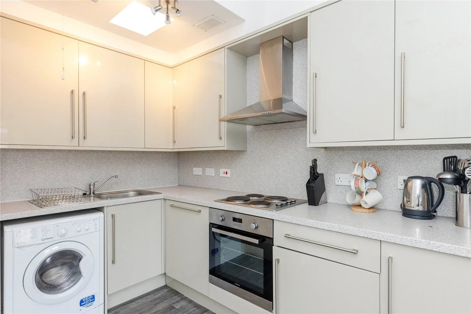 Flat Montague Street in City of Edinburgh