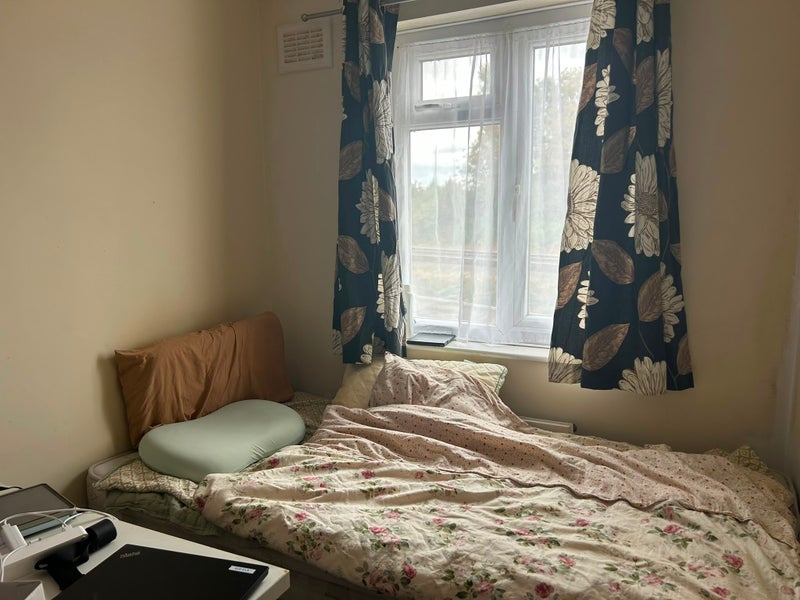 Room Kennington Road in Nottingham