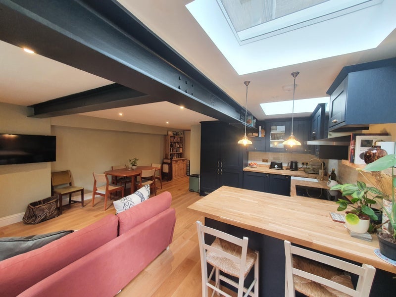 Room Gateley Road in Greater London