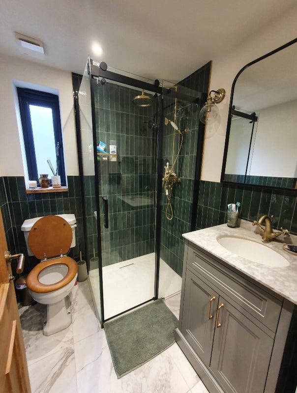 Room Gateley Road in Greater London
