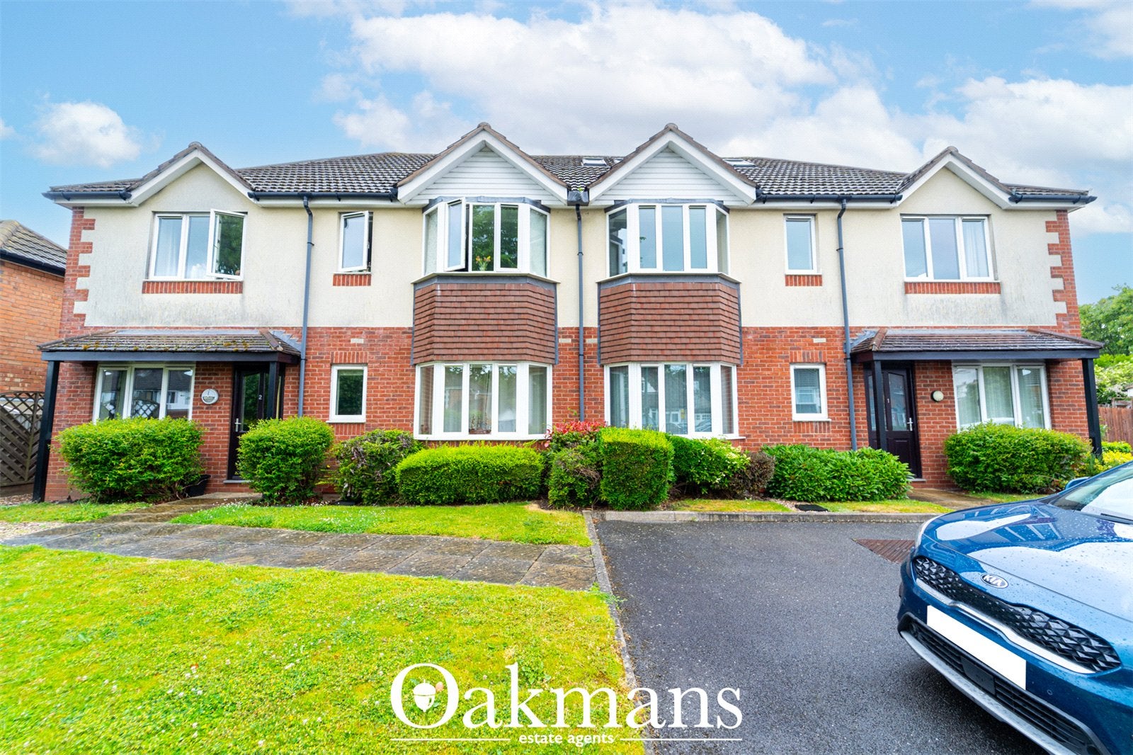 Flat Haslucks Green Road in Shirley