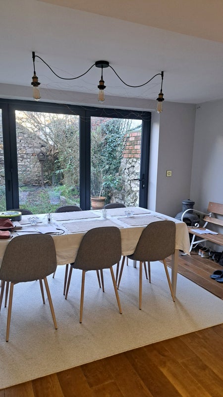 Room Worrall Road in Bristol