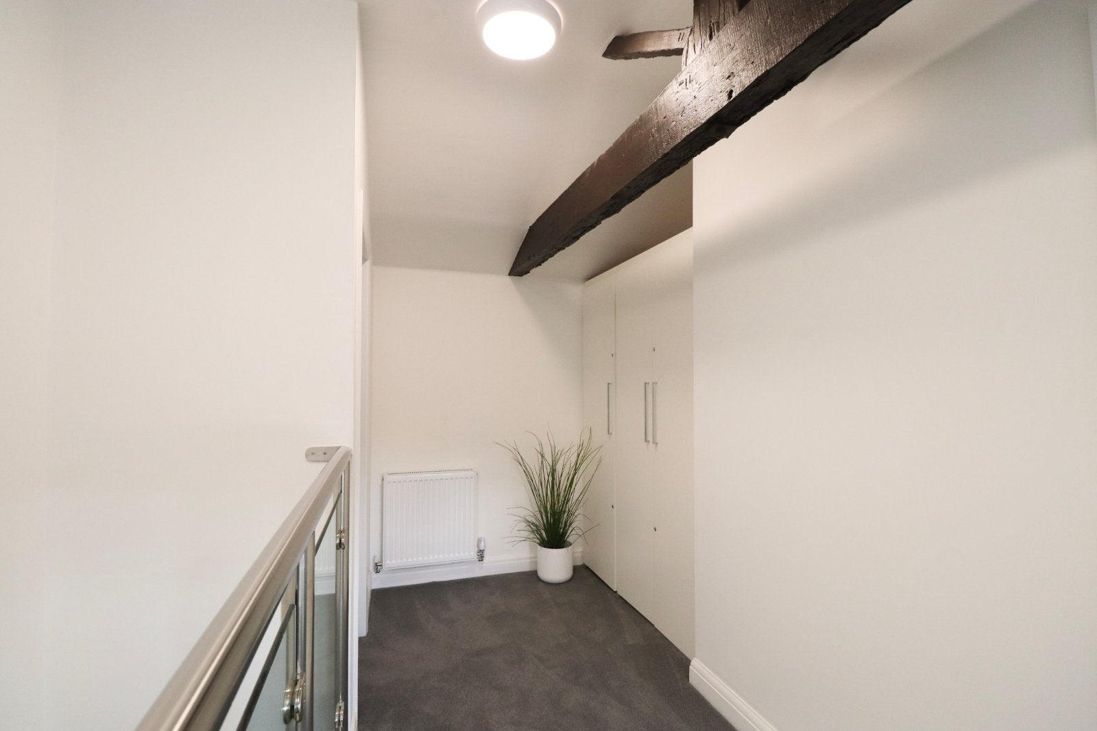 Room Upper Town Street in Leeds