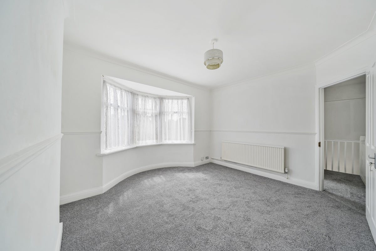 Flat Balfour Grove in Greater London