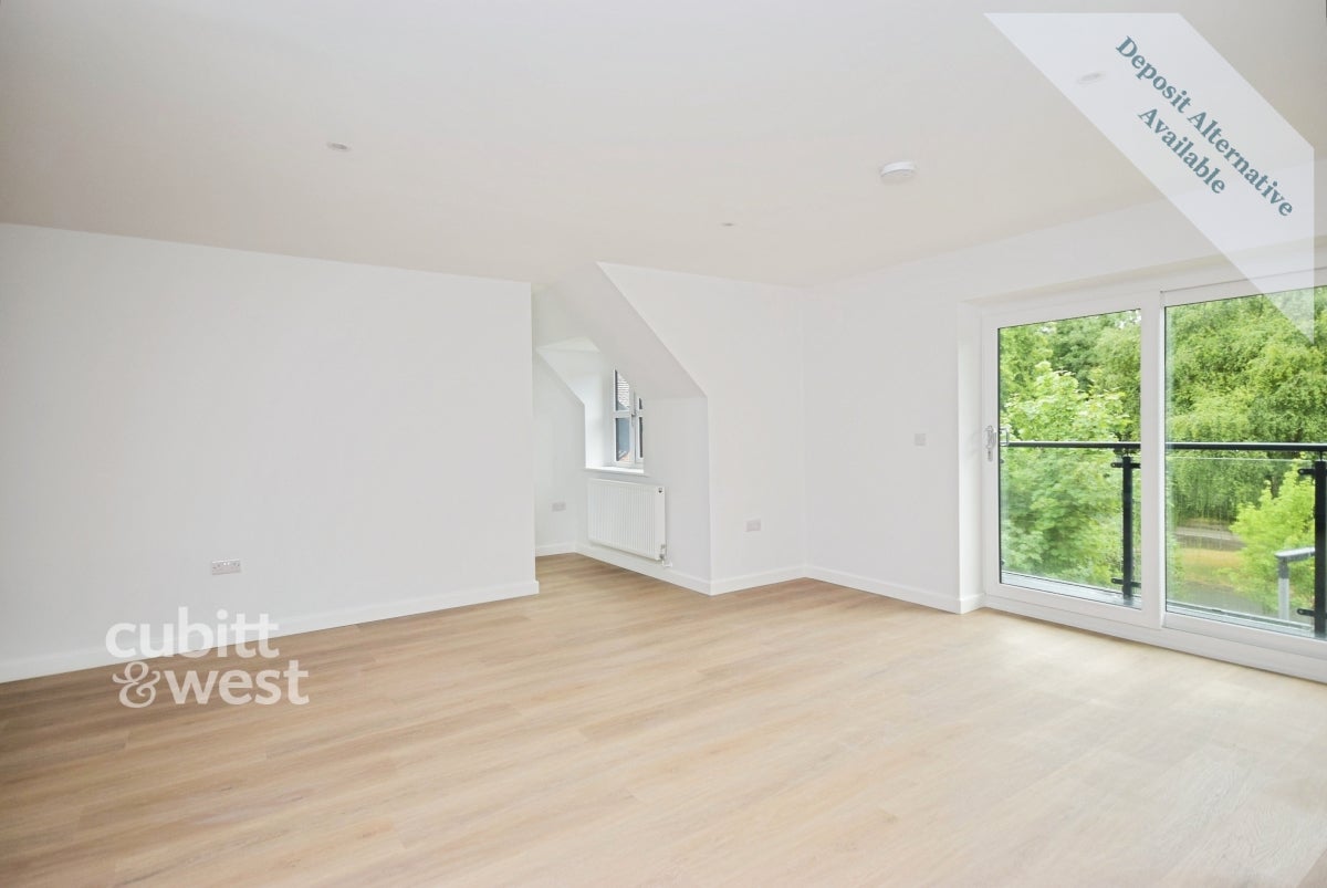 Flat Brighton Road in Greater London
