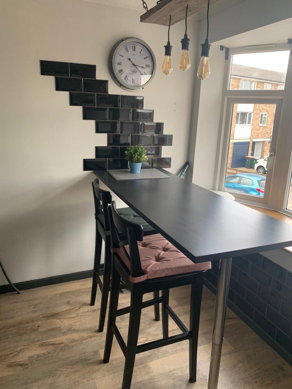 Room Ardingly Close in Crawley