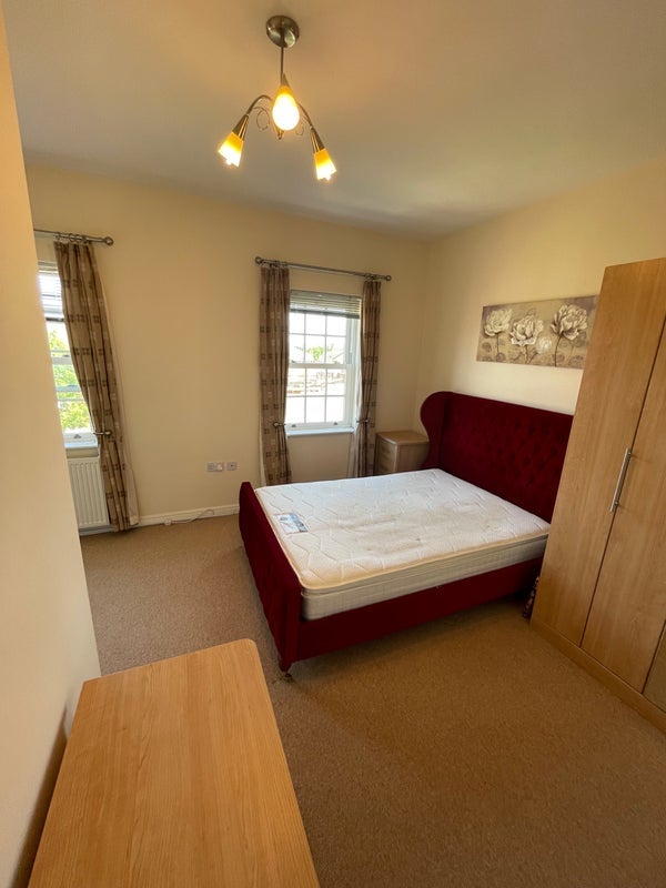 Room Brook Furlong Drive in Charnwood