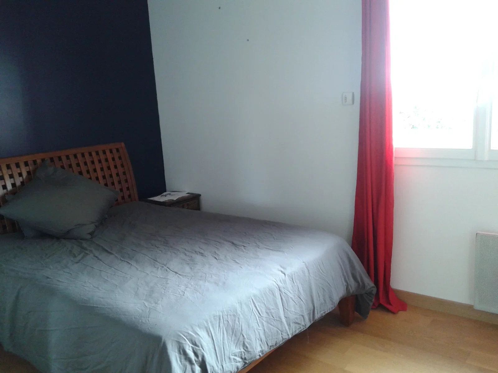 Chambre Place du Château à Verfeil