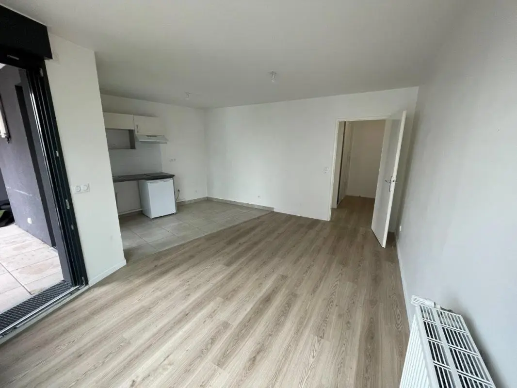 Flat Rue Nadia Murad in Bondy