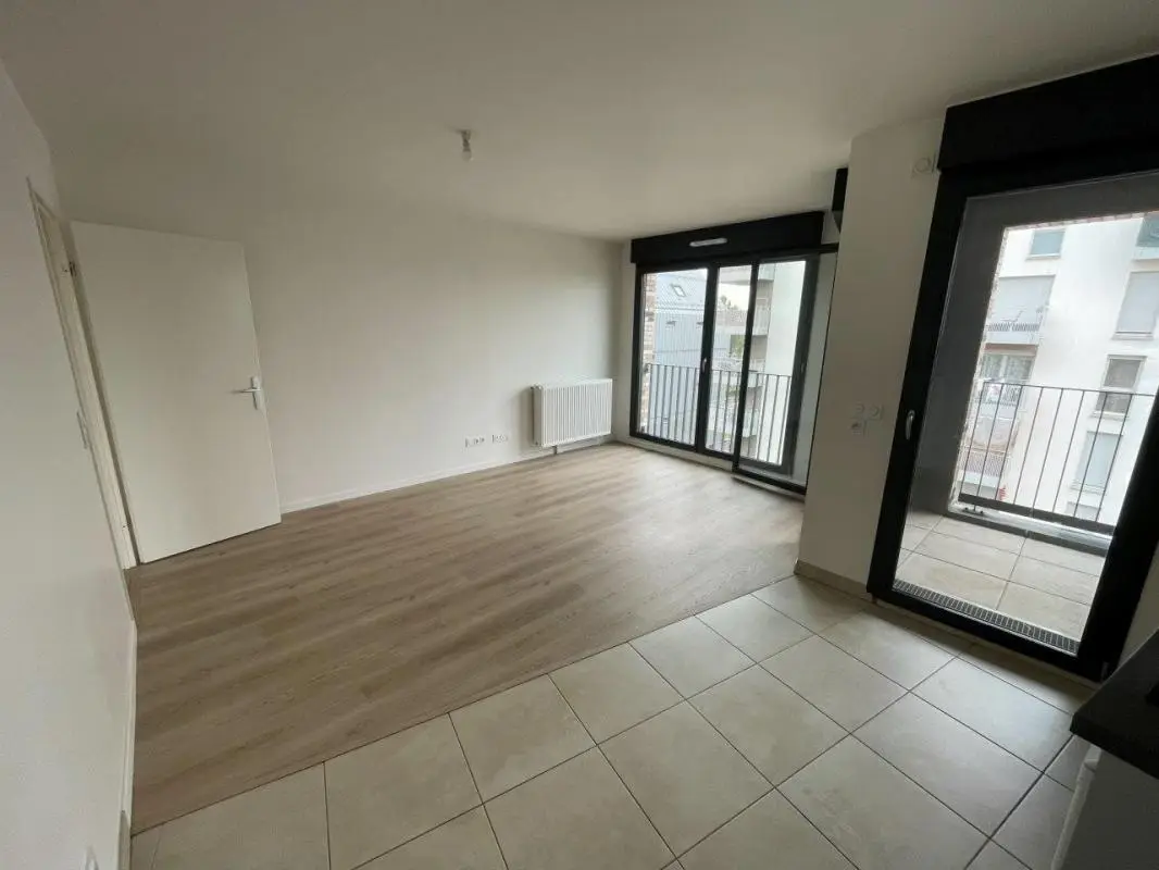 Flat Rue Nadia Murad in Bondy