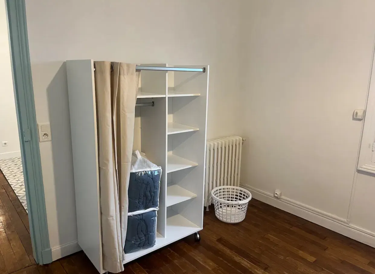 Room Rue de Louiseville in Soissons