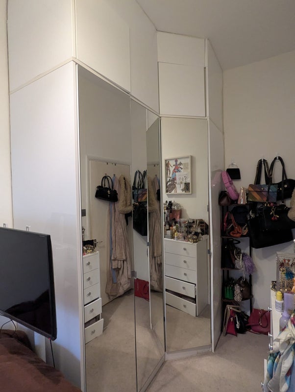 Room Messina Avenue in London