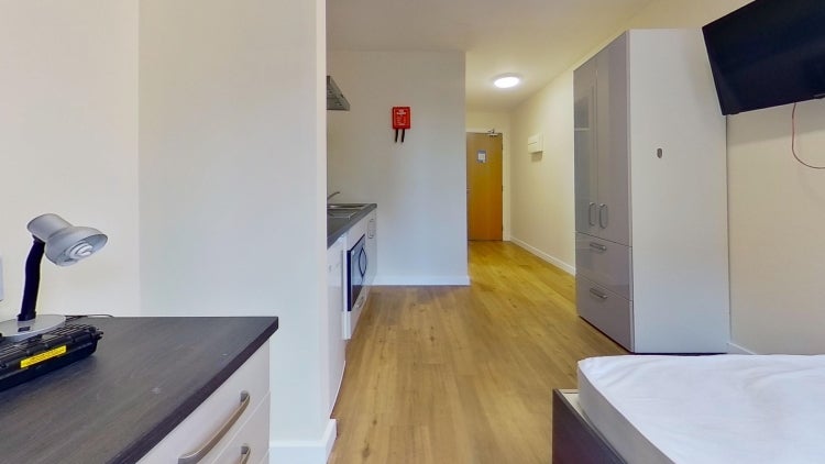Flat Avalon Court in Nottingham