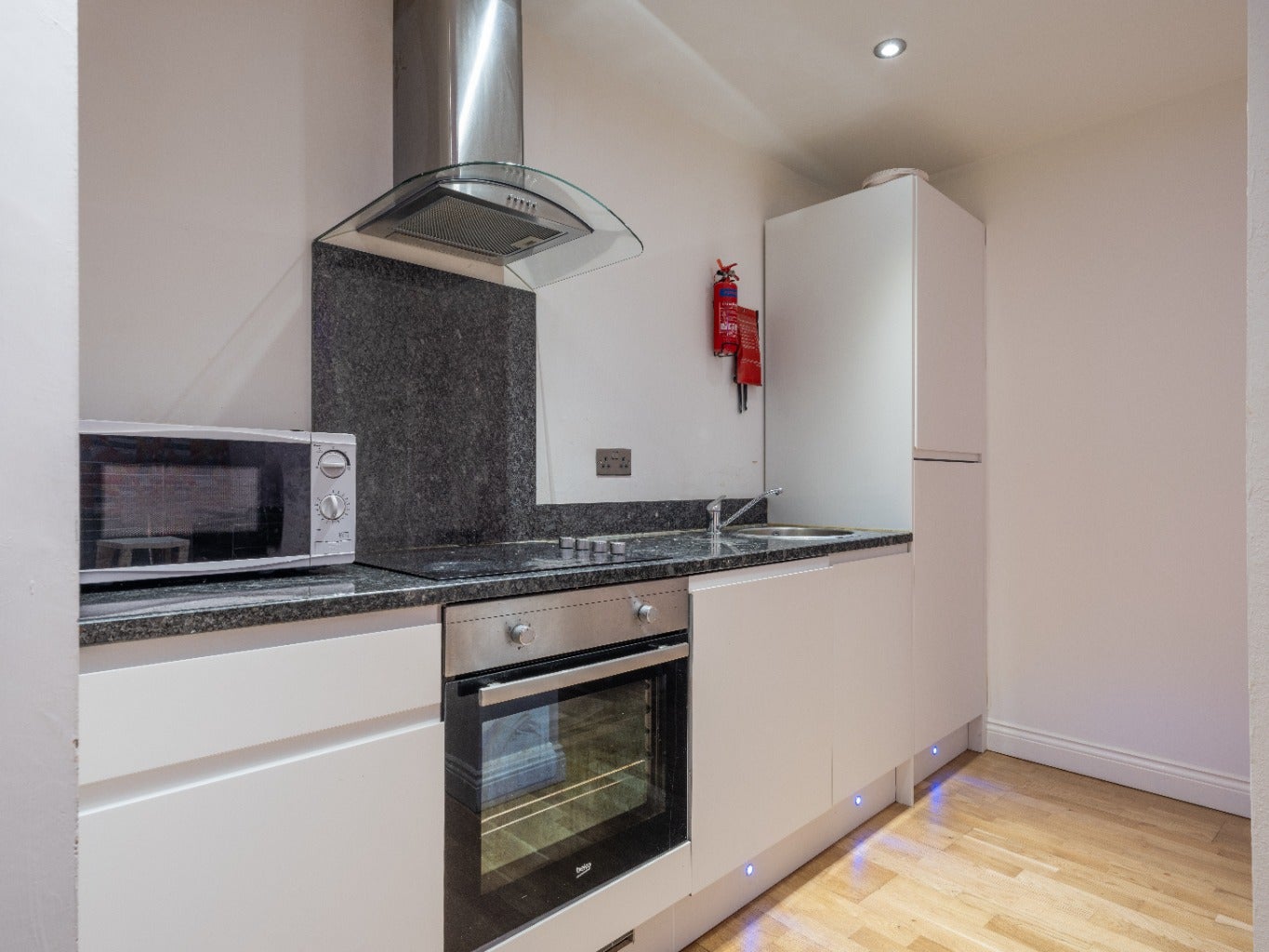 Flat Falconars Court in Newcastle upon Tyne