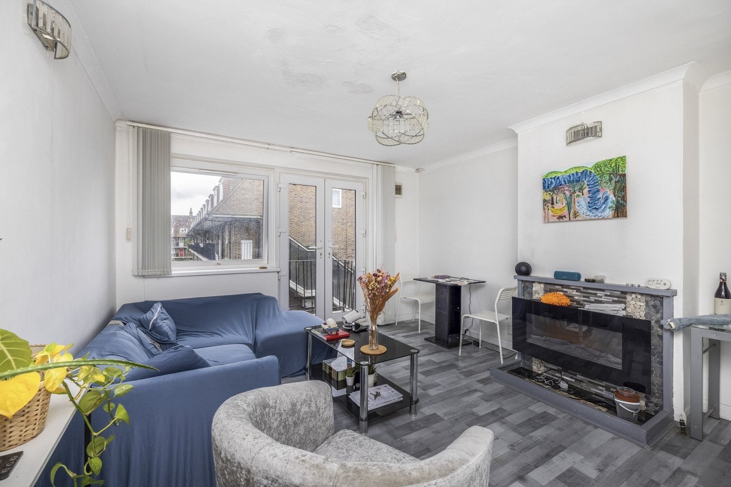 Flat Berryfield Road in Greater London