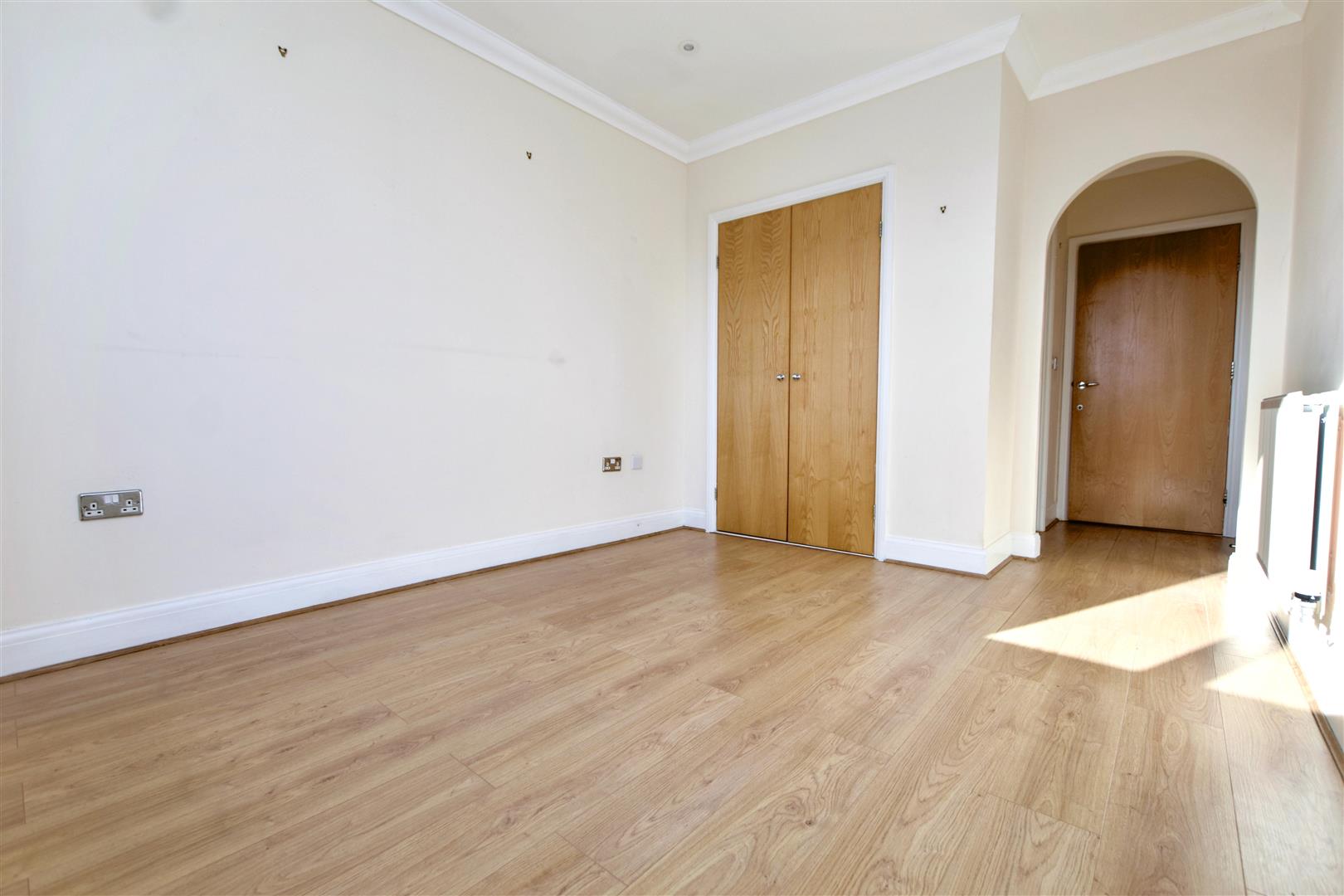 Flat Dominica Court in Eastbourne