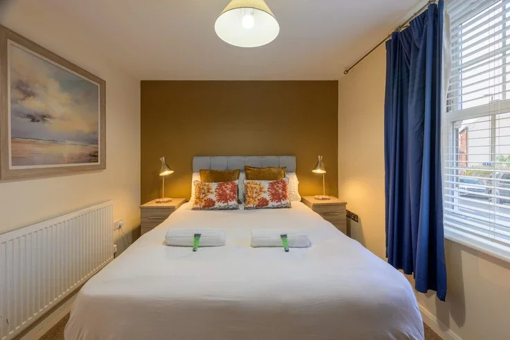 Flat Barroon in Derby