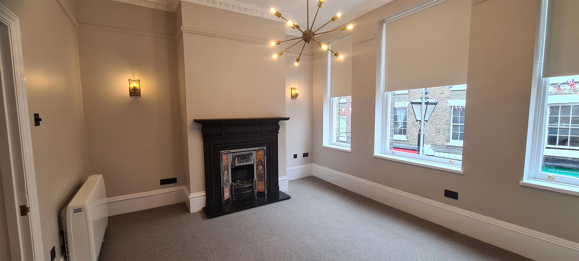 Flat Eastgate Court in Rochester