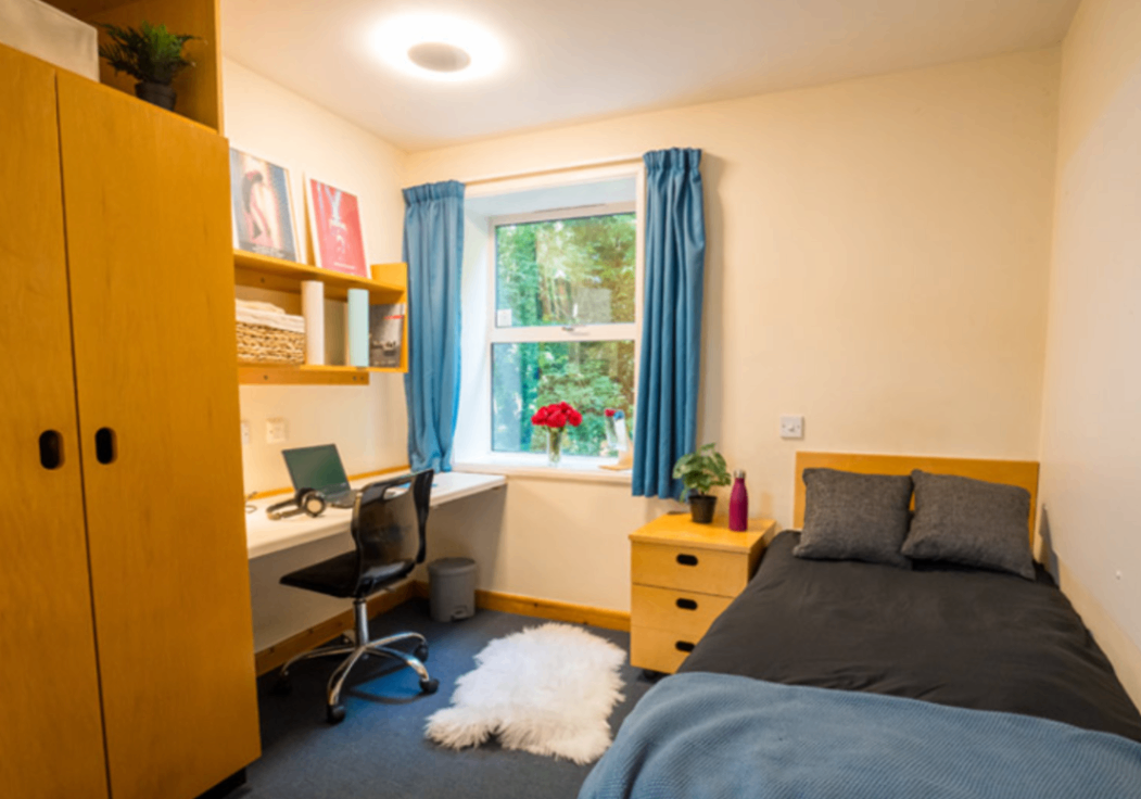 Room Cranmer Street in Nottingham