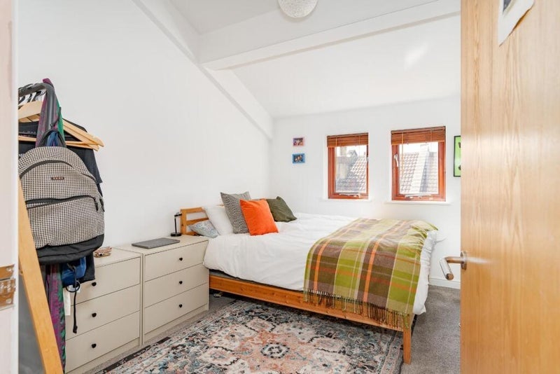 Room Morley Road in Bristol