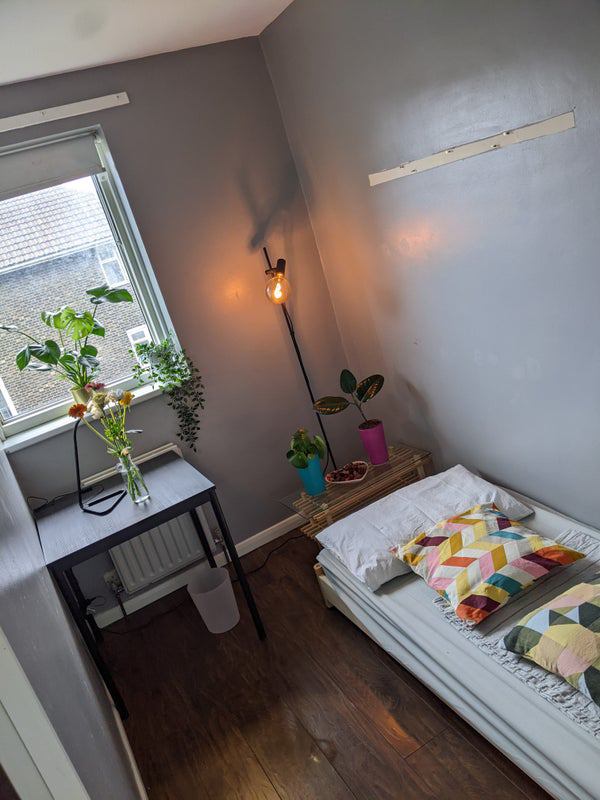 Room Roseberry Street in Greater London