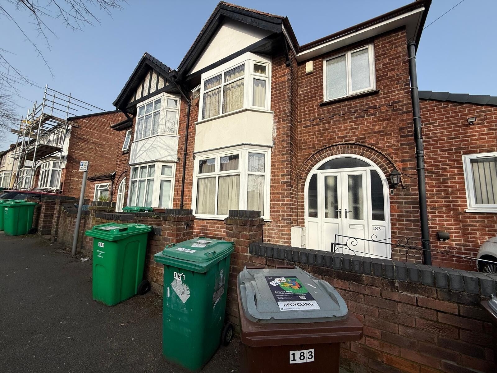 House Harrington Drive in Nottingham