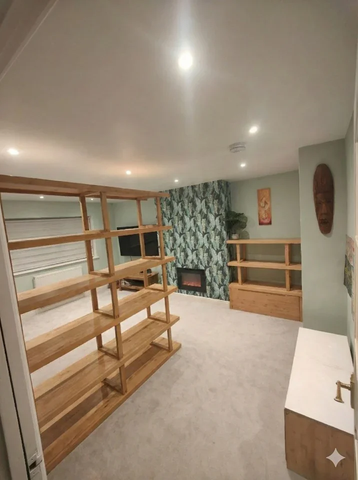 Room Whitefields Road in Broxbourne