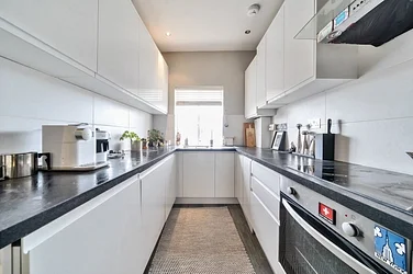 Flat Elsham Road in Greater London