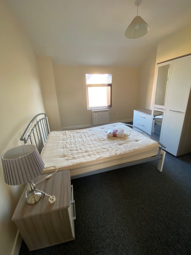 Room Gordon Street in Coventry
