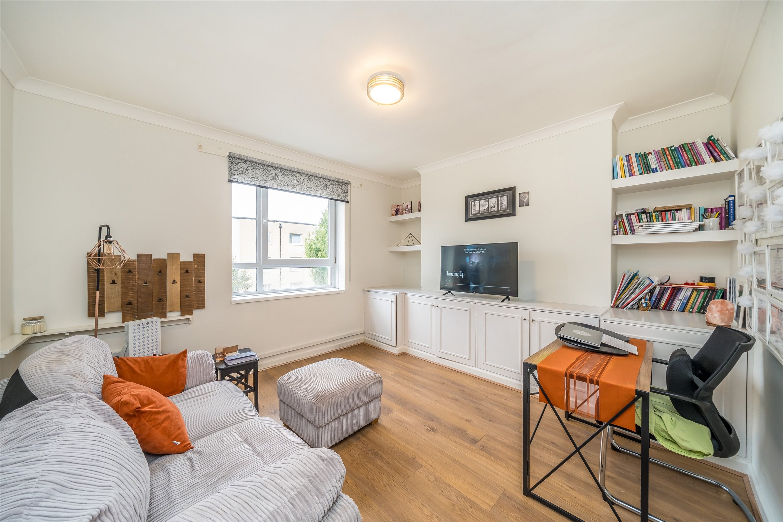 Flat Rectory Field Crescent in Greater London