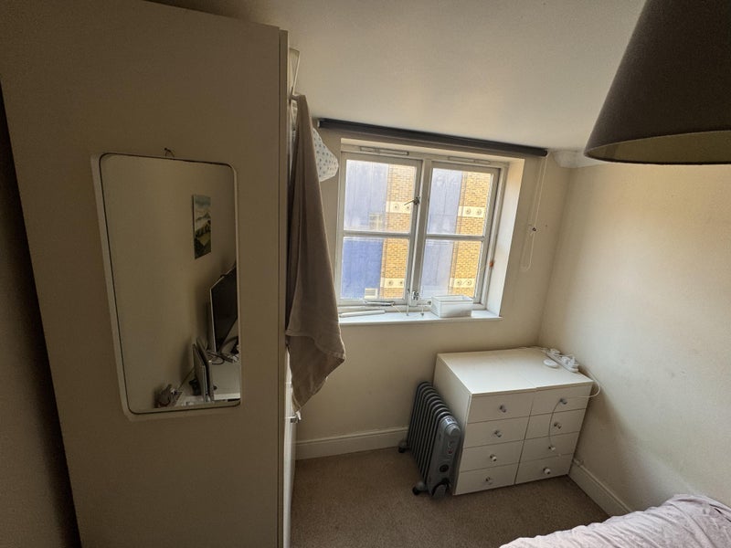 Room Folgate Street in Greater London