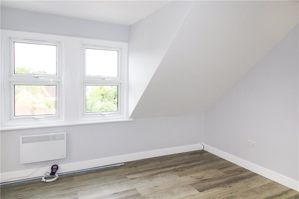 Flat Wimbledon Park Road in Greater London
