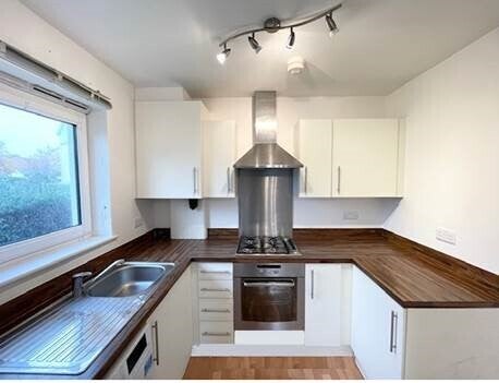 Flat Phoenix Way in Bristol