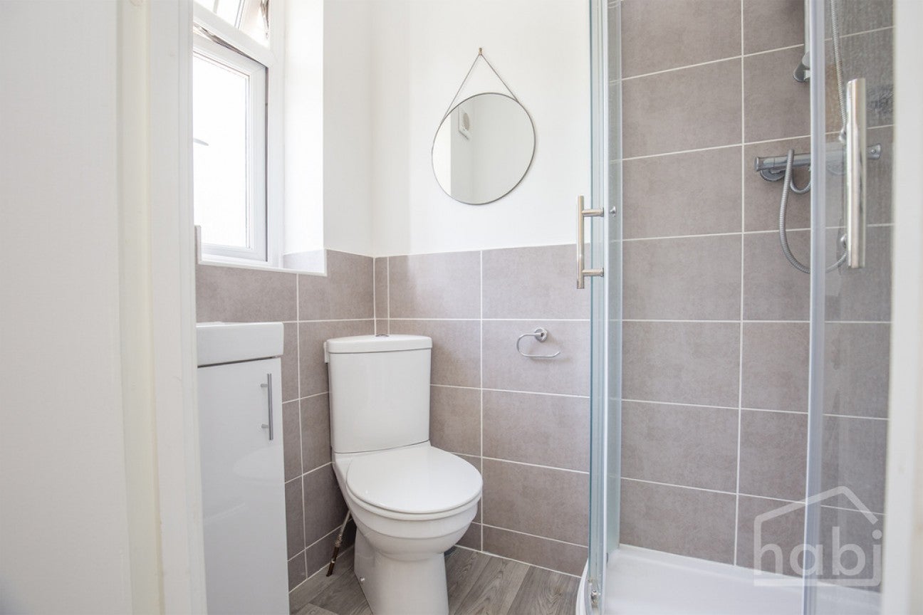 Room Winchcomb Road in Norwich