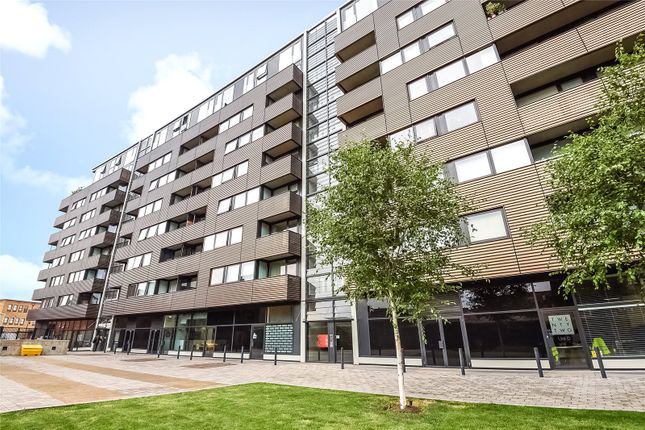 Flat Amelia Street in Greater London