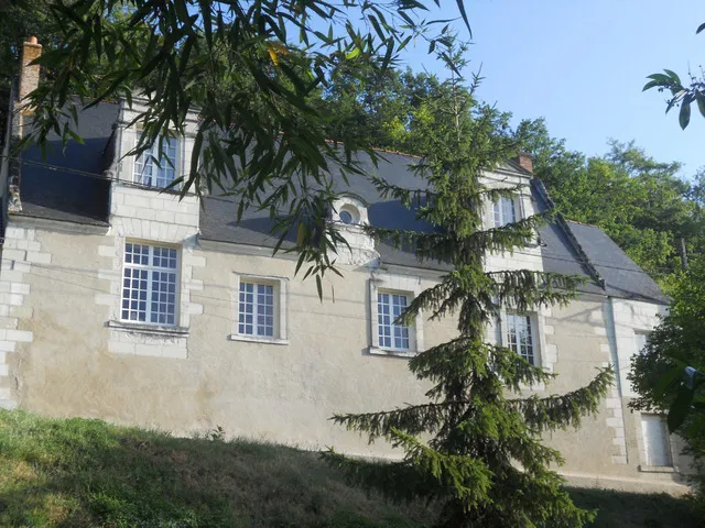 Chambre M 952 à Cinq-Mars-la-Pile
