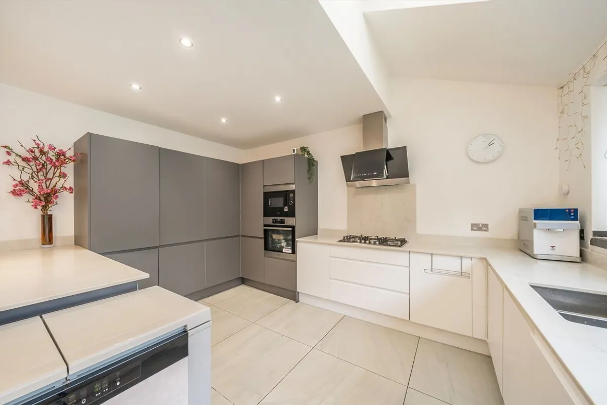 House Ullswater Crescent in Greater London