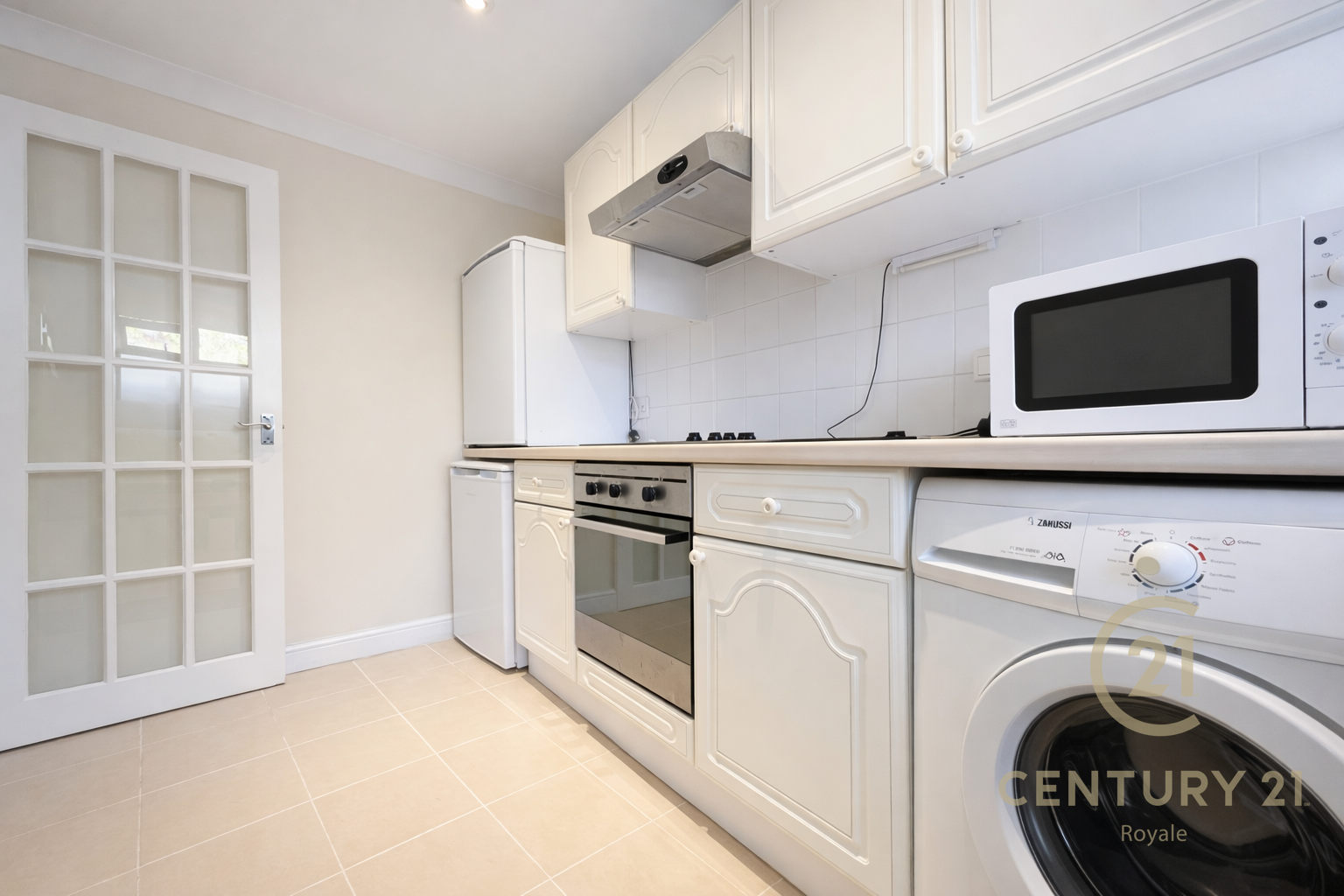 Flat Burlington Road in Greater London