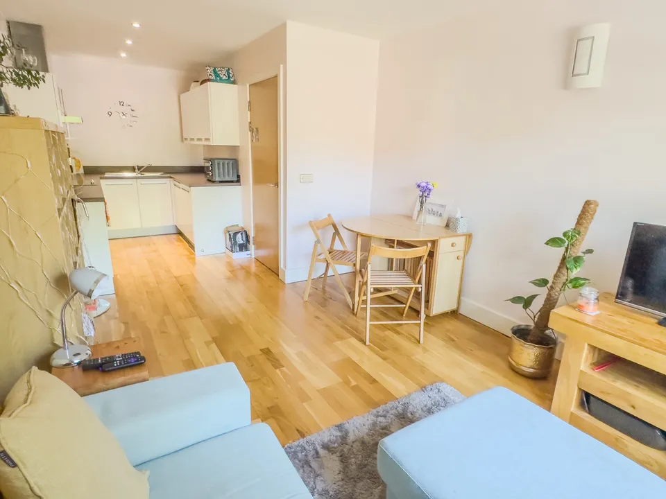 Flat St John's North in Wakefield