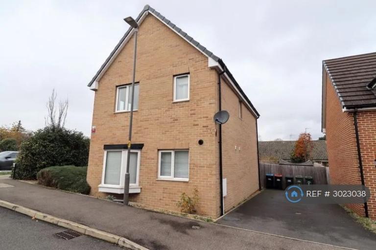 House Bunkers Crescent in Milton Keynes